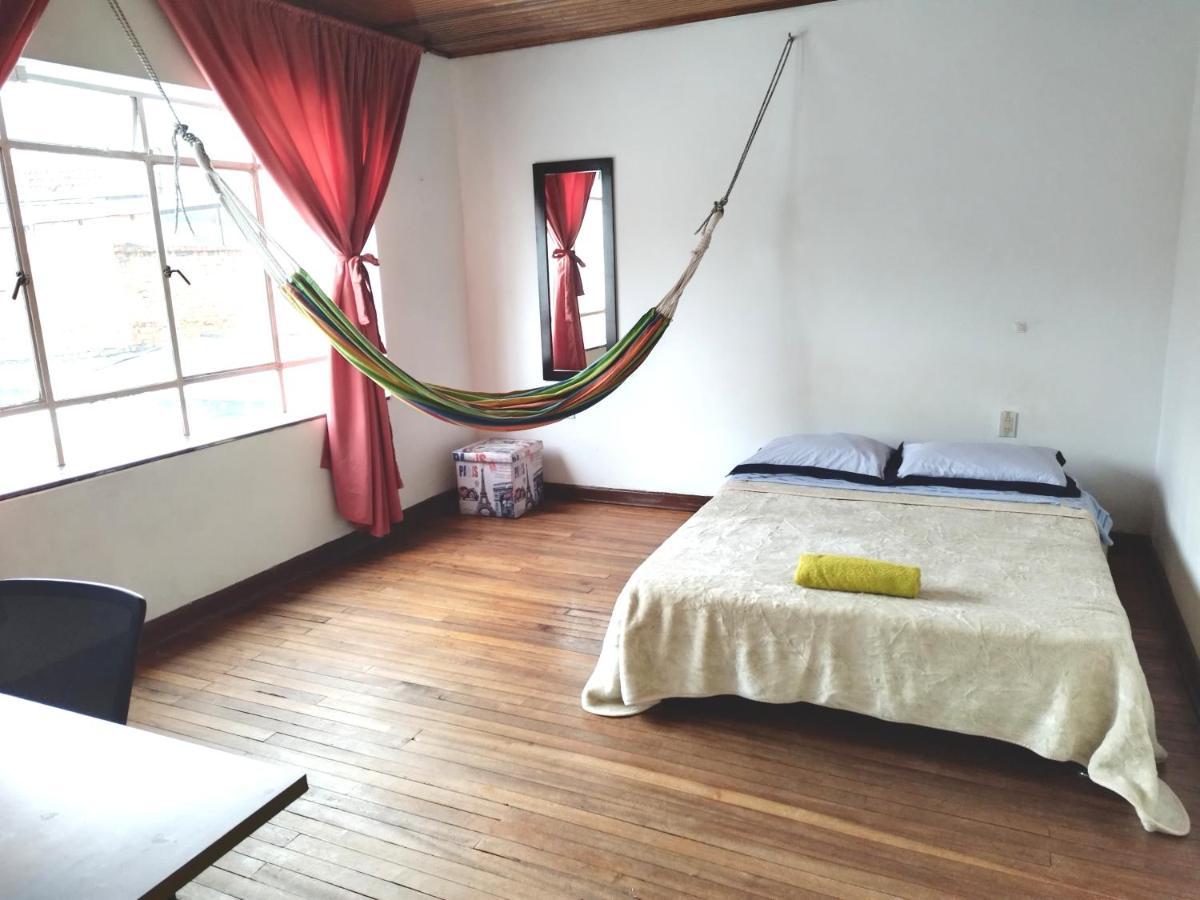 Casa En Bogota Ubicada En Zona Central エクステリア 写真